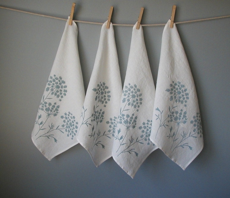 Linen Napkins- Organic Linen- Queen Anne's Lace Design- Set of Four Cloth Napkins- Hostess Gift