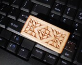 Triangle Diamond Chip Carved 8Gb Flash Drive