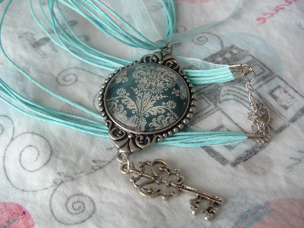 Key & Pendant Necklace