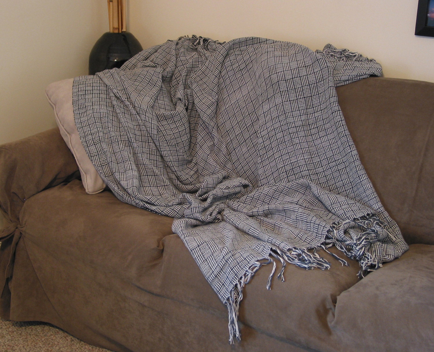 OOAK Hand-Woven, Hand-Dyed Basket Weave Blanket in white & navy blue  (-(- FREE SHIPPING -)-)