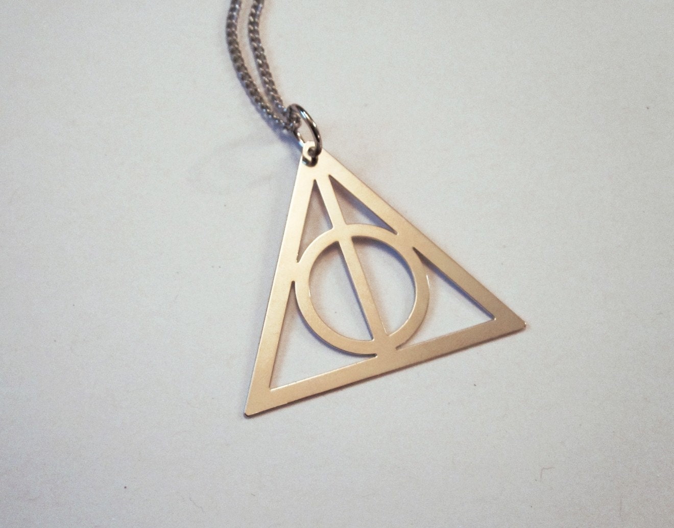 SILVER Deathly Hallows Necklace Pendant Harry Potter in Black Velvet display box