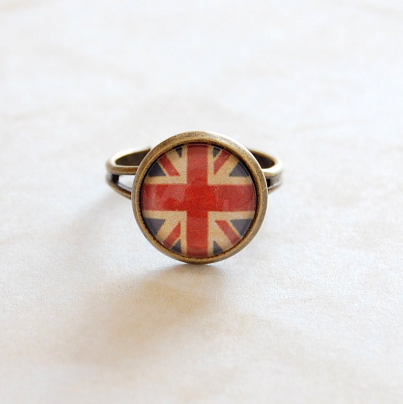 Union Jack Ring. British Flag Ring. Adjustable Glass Dome UK Flag Ring.
