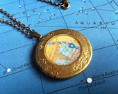 map locket - custom location - vintage map antique brass locket necklace