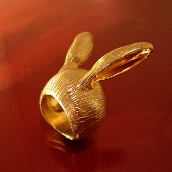 What's Up Doc - The Golden Bunny Ring