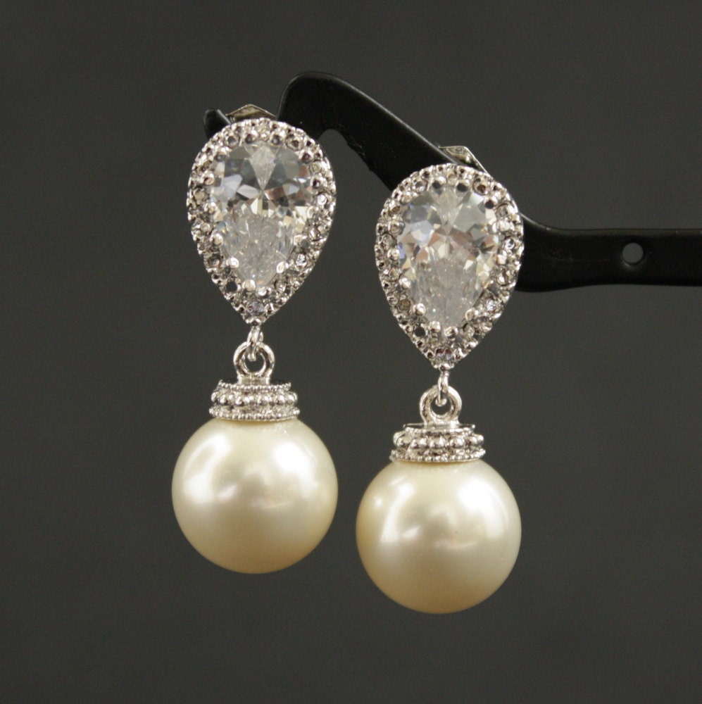 Pearl Jewelry Cream Ivory Pearl Cubic Zirconia Pearl Bridal Earrings Posts Silver with Swarovski Cream Pearls Wedding Jewelry