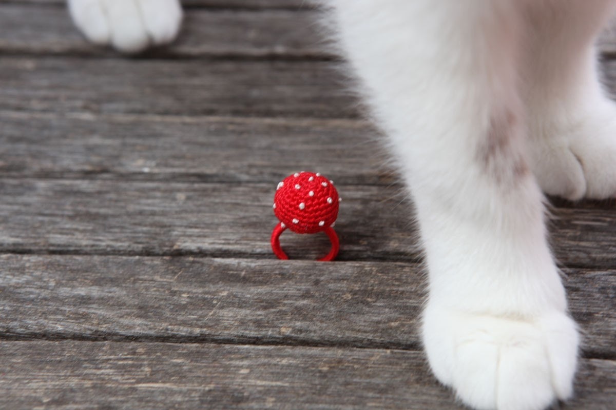 Amanita ring