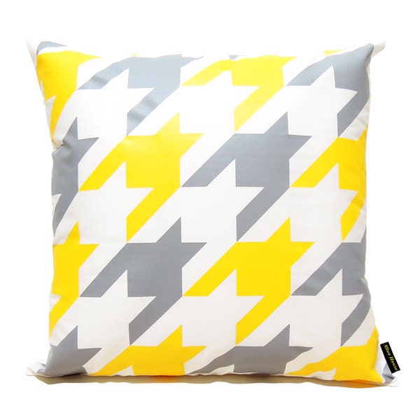 SALE 20% OFF-Houndstooth Pillow Cover-Yellow and Gray printed in white cotton-16"(40CM)