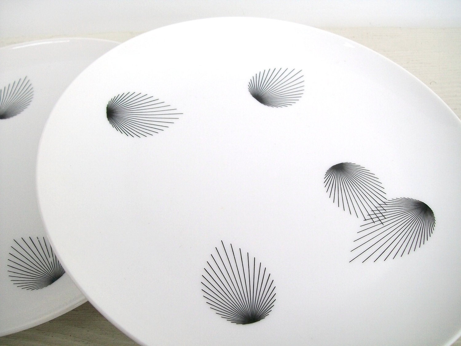 Vintage Modernist China Plates White Alpine German Grey Feather Set of 3