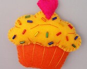 Cupcake Heart Magnet - Yellow Orange & Pink