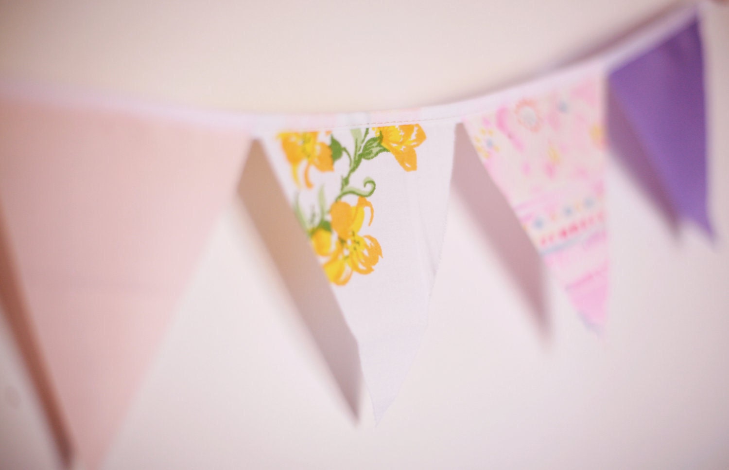 Single Strand Your Choice Vintage Fabric Bunting, Garland, Banner, Pennant Decoration 3 Feet