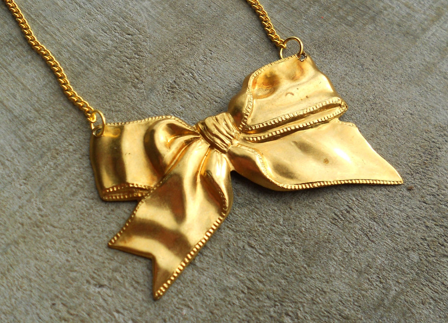 Put a Bow on it Gold Necklace