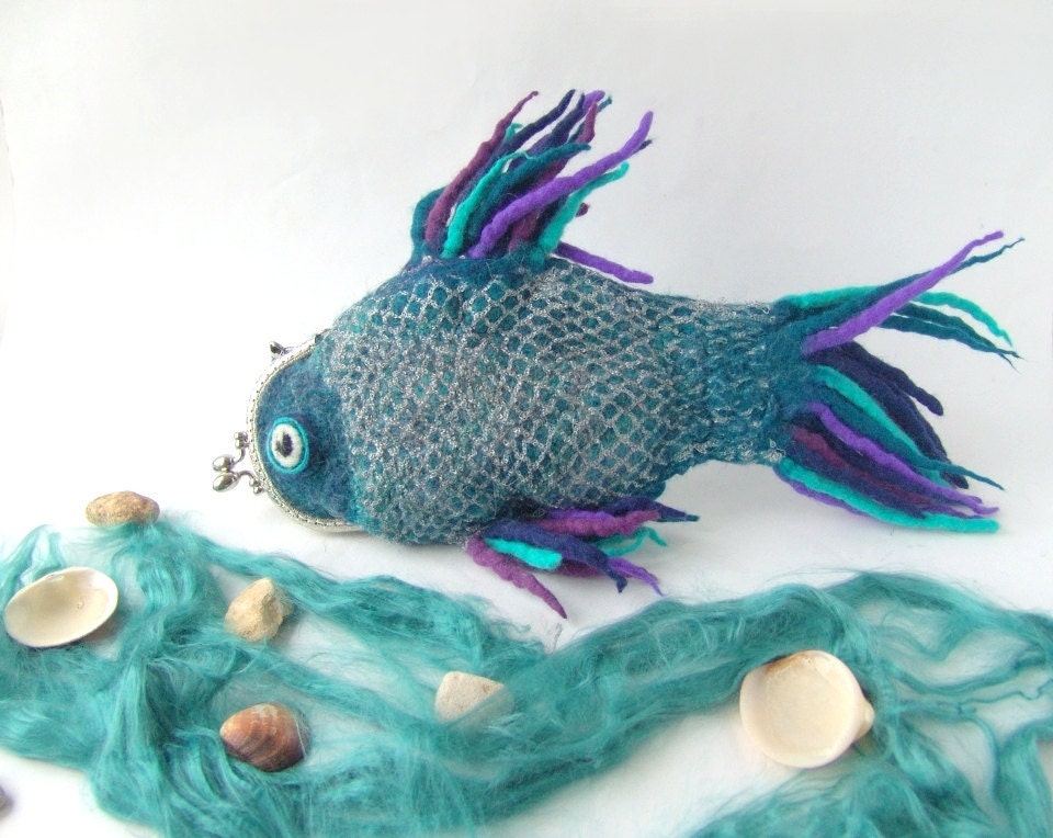 Felted purse cosmetic Fish blue Metal Frame under 50 octopurse