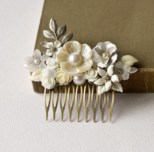 Silver Bridal Hair Comb - White Floral Hair Comb, Shabby Chic Head Piece, Wedding Hair Accessory, Vintage Collage Hair Comb