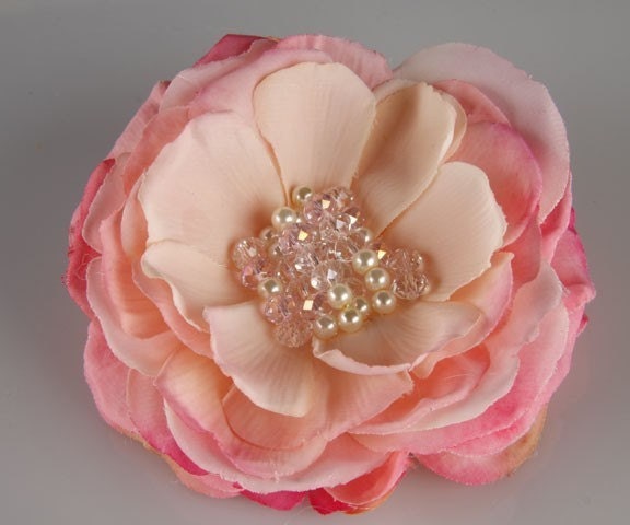 Fiona (Silk Flower Hair Clip)