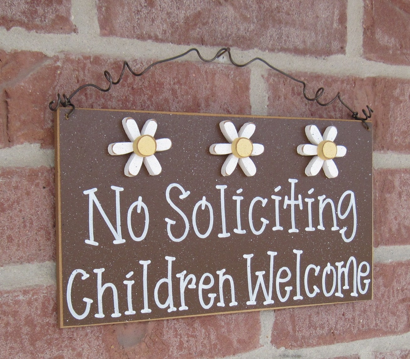 Free Shipping - No SOLICITING CHILDREN WELCOME Sign with 3 Daisies (brown) for home and office hanging sign