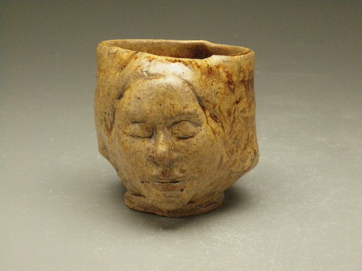 Small Face Cup With Healing Hand in Relief, Rustic Art Guinomi Sculpture Head