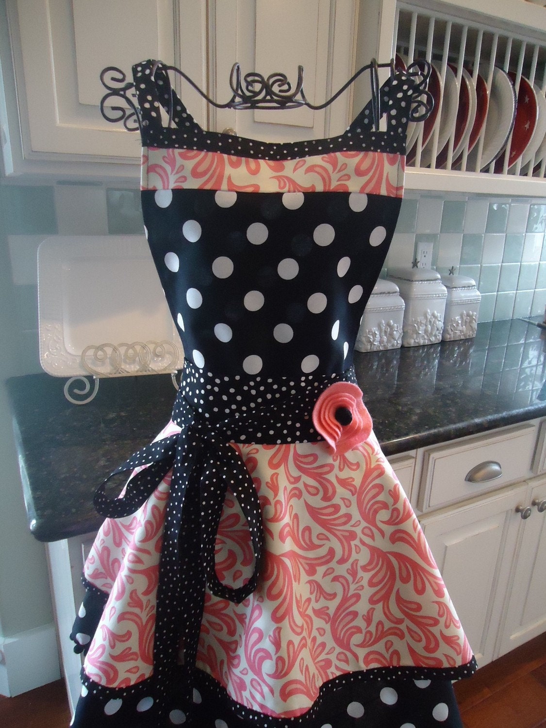 4RetroSisters "Annabelle" Womens Full Retro Apron - "Sweet Pink"
