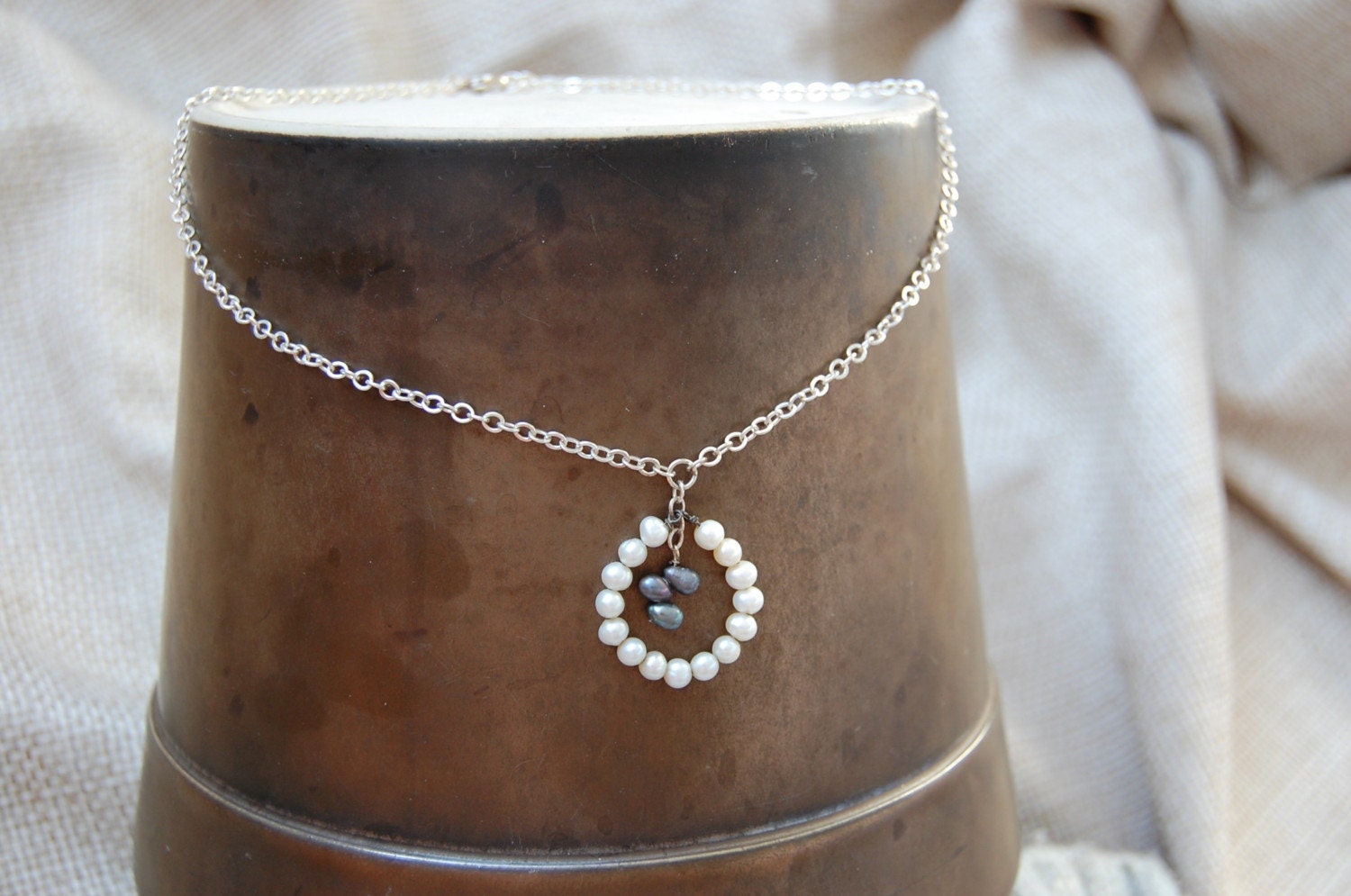 freshwater pearl circle necklace