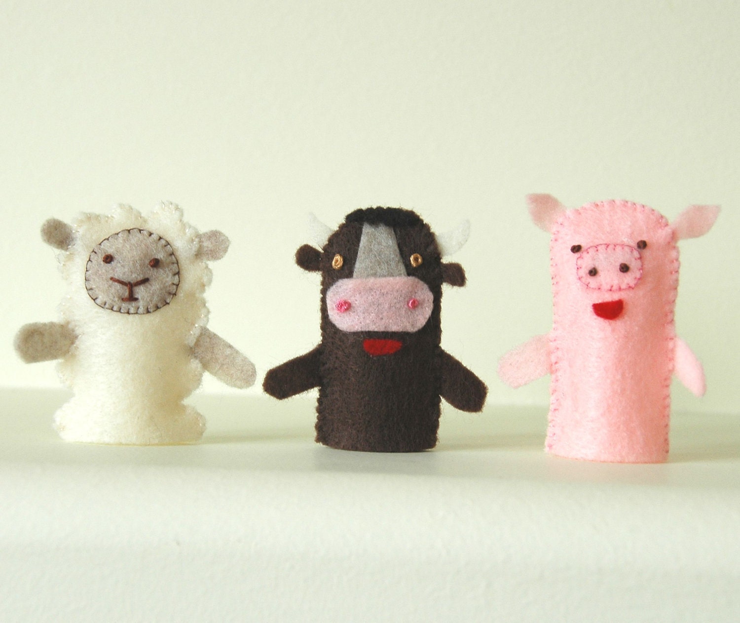 3 Farm Finger Puppets Eco Friendly Children Toy Set Cow Pig Sheep