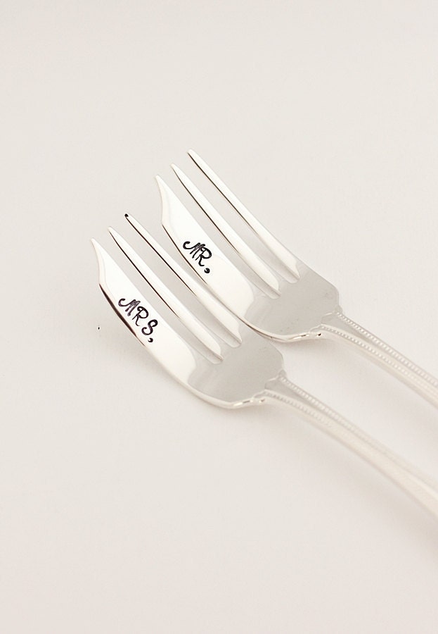 Wedding Cake Forks: Hand Stamped Mr. and Mrs. Forks Wedding Silverware cake topper