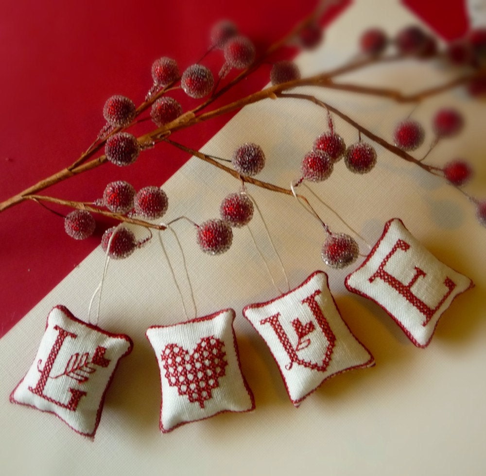 Mini Redwork Linen Love Ornaments