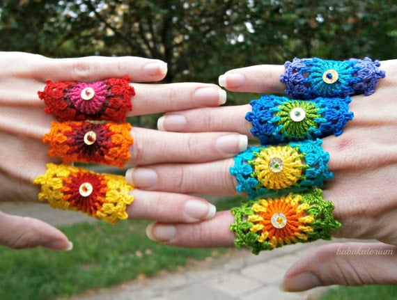 Set Of 7 Rainbow Crochet Mandala Bridesmaid Rings With Gold Holographic Sequin