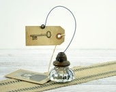 Vintage Door Knob Photo Holder / Wire Picture or Card Holder
