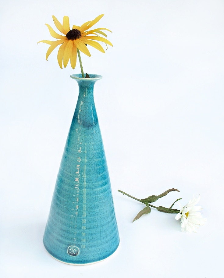 Turquoise Blue Bud Vase, Light Blue home decor, wedding Gift Simple Modern Minimalist Wheel Thrown Aqua Happy Bottle Dried Flowers