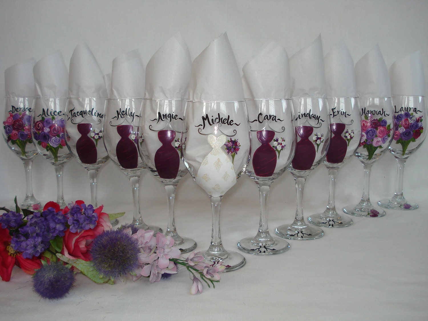 Hand Painted Personalized Bridesmaid Dress Wine Glasses - GIFT WRAPPING AVAILABLE