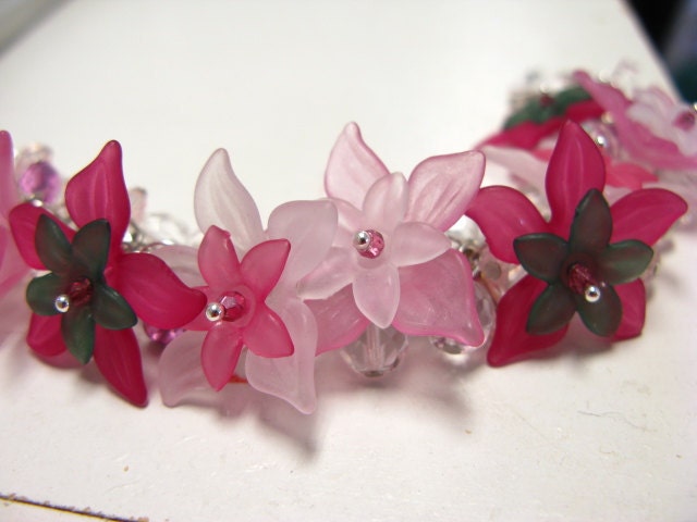 Rose Hues Lucite Flower and Glass Charm Bracelet
