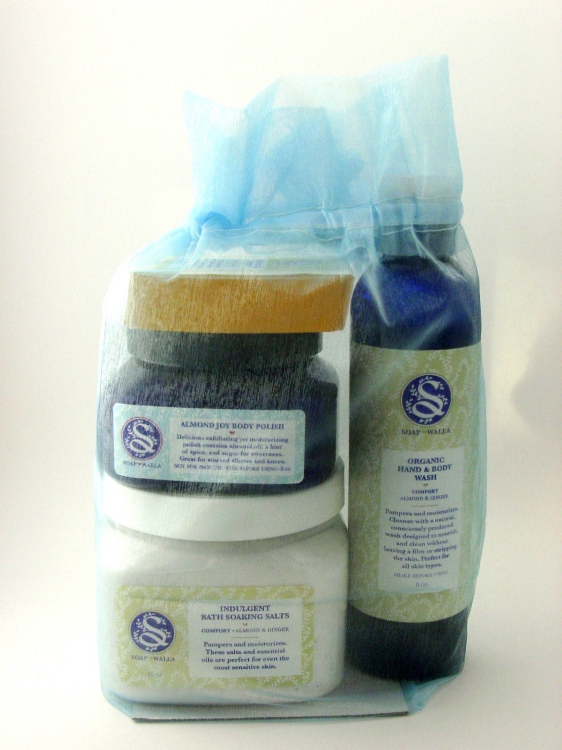 Almond Luxe Gift Package
