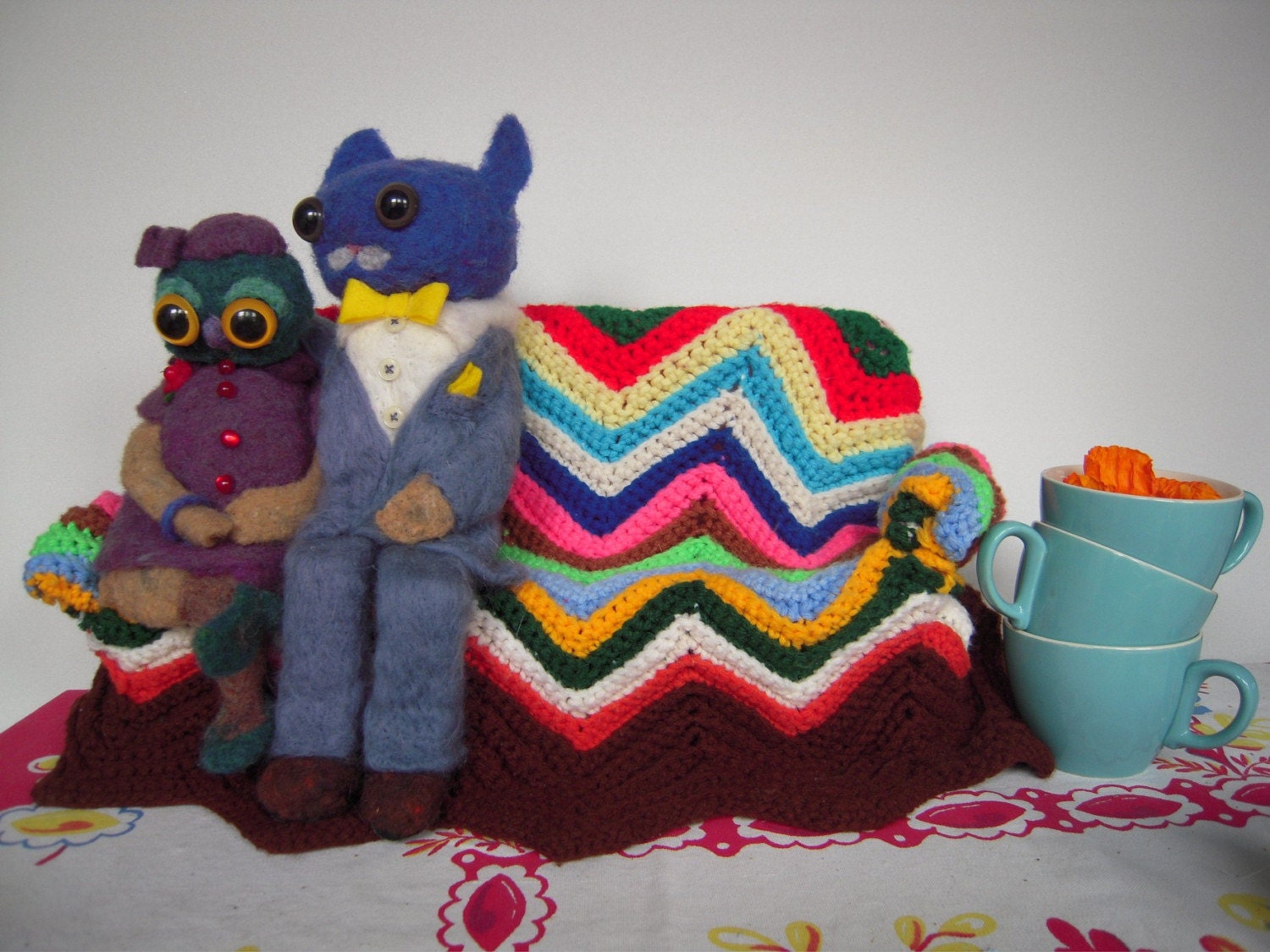 The Owl and The Pussycat Courting on the Sofa - Handmade Needle-Felted Soft Sculpture