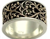 Sterling silver and yellow gold filigree lace wide wedding unisex band - Karma.