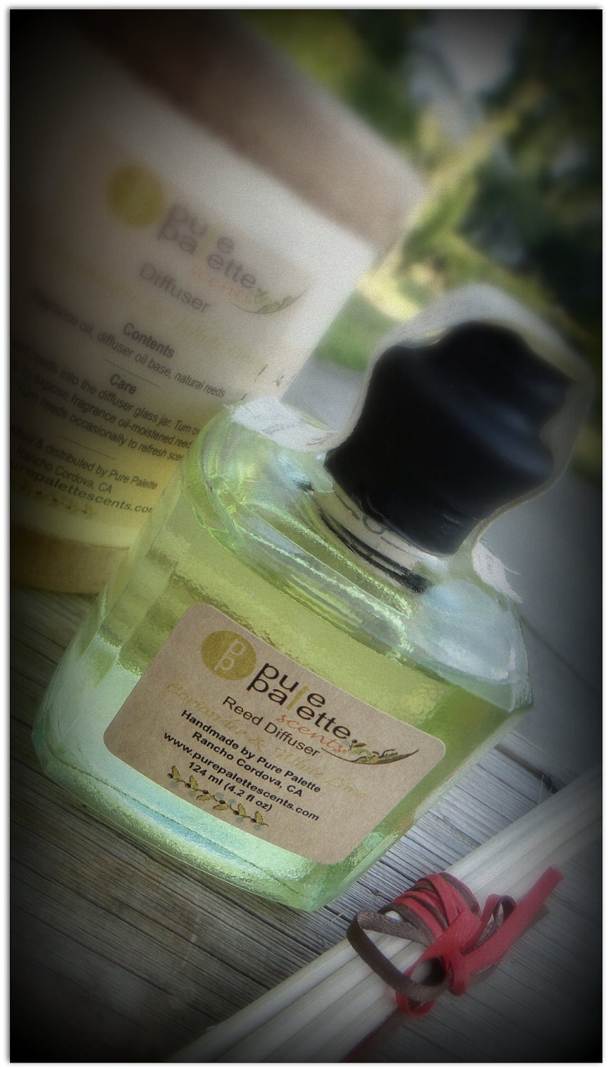 Coriander & White Lime Scented Premium Fragrance Reed Diffuser Set and Undyed Natural Reeds