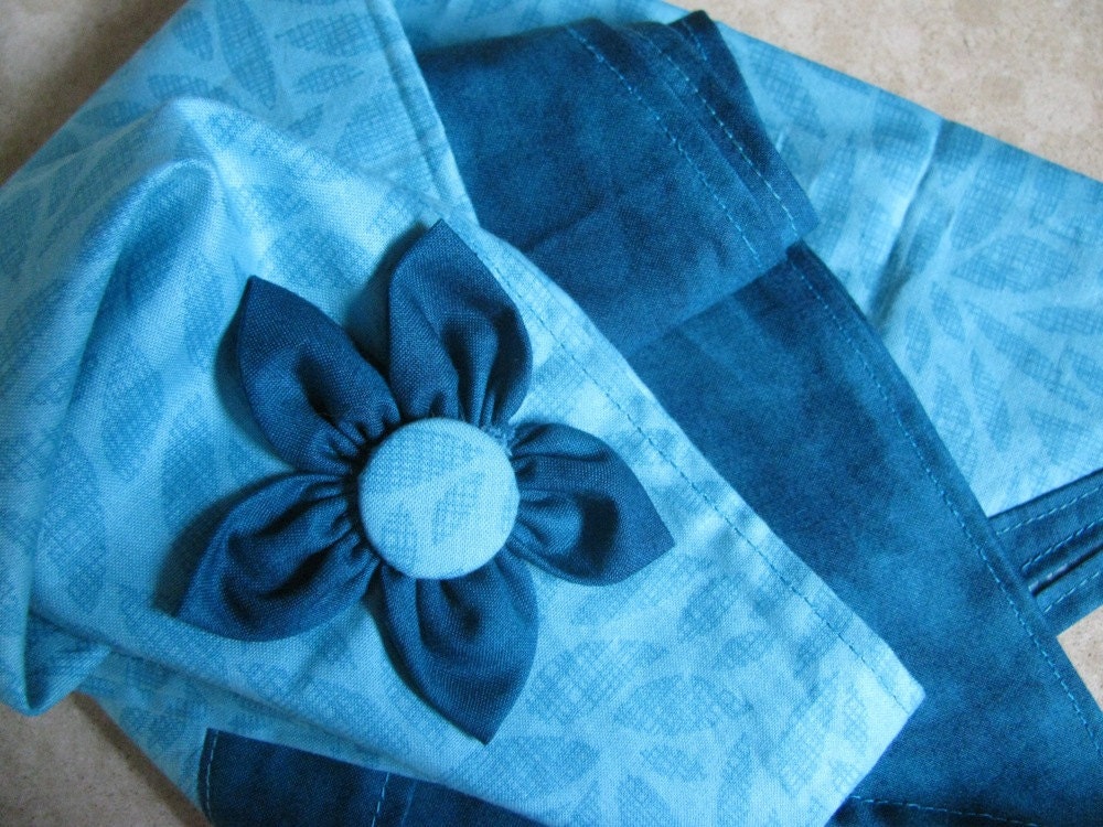 Cotton Bandanna Head Scarf with Flower in Two-Tone Turquoise