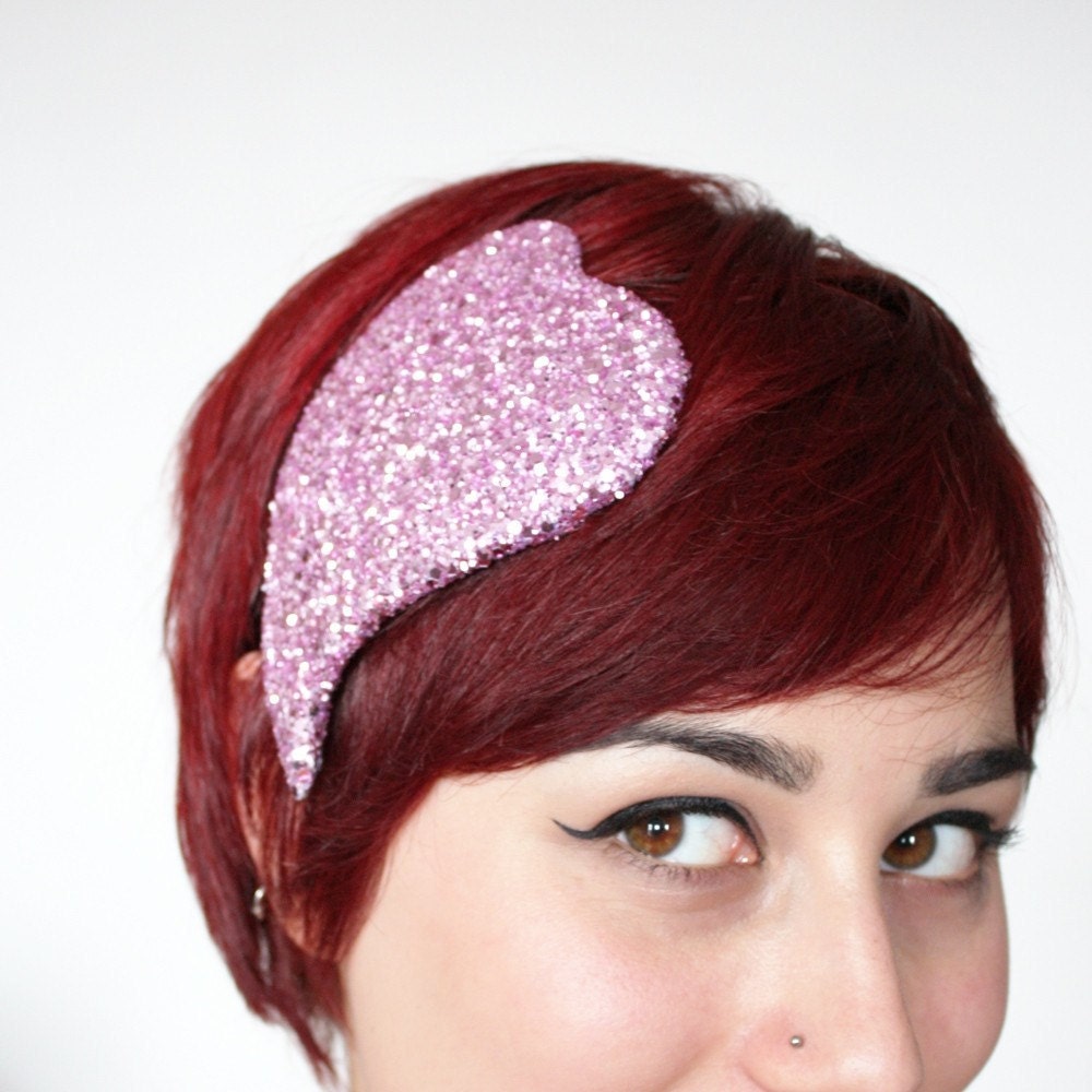 Valentine Heart Fascinator Burlesque Hat in Pink Glitter