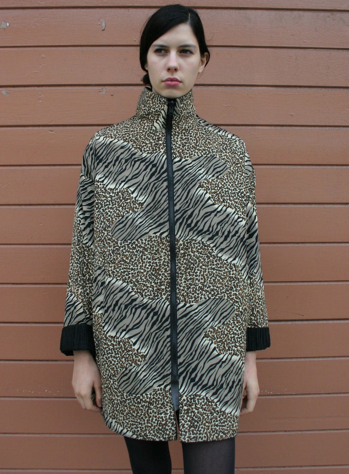 Vintage 1980's Black Broomstick Leopard Print Reversible Jacket M