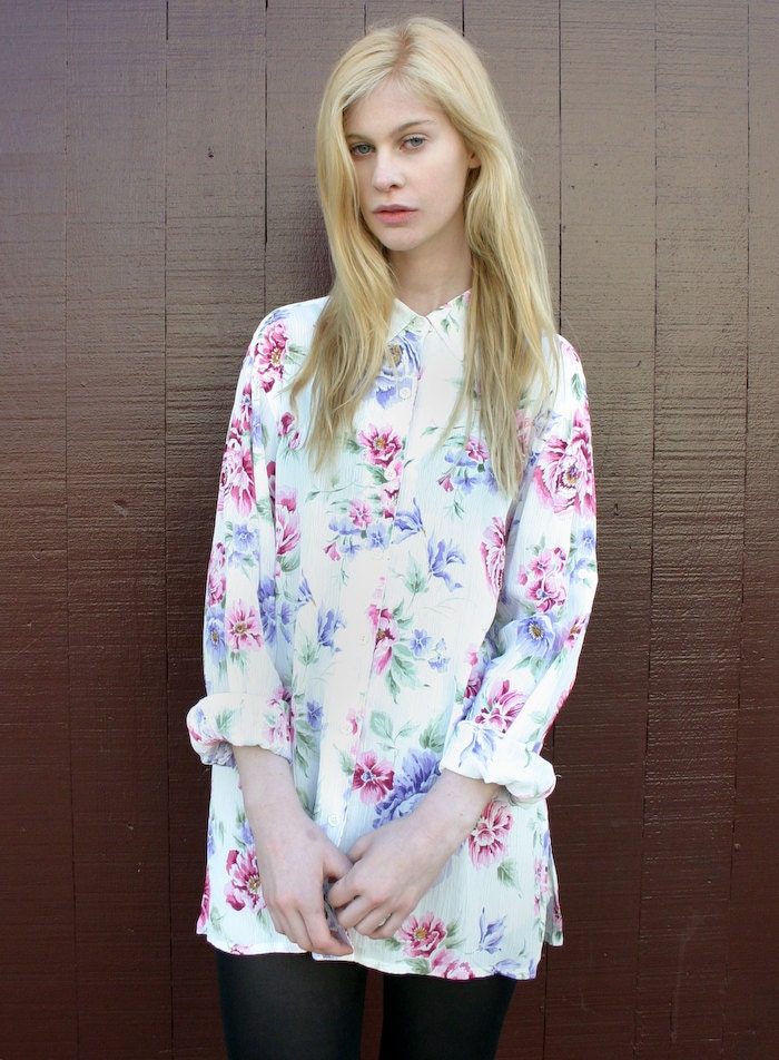 Vintage 1990's Pastel Pink Peony and Iris Print Oxford Blouse M