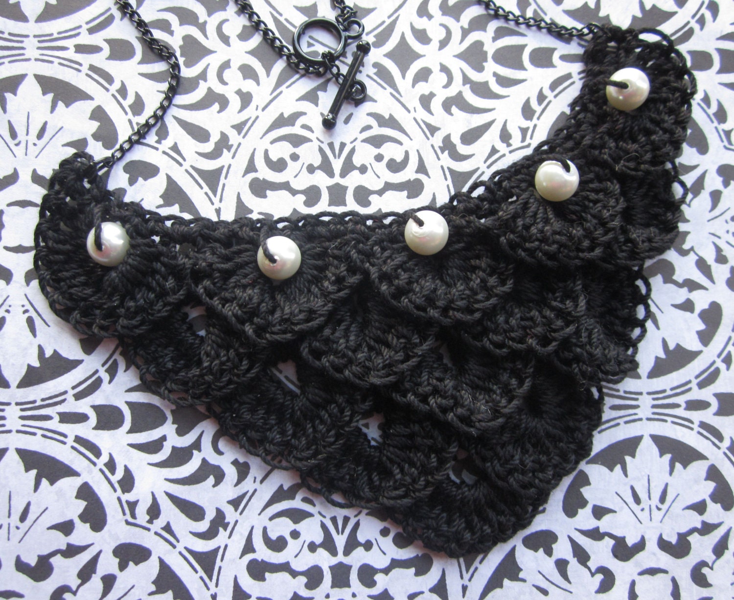 Hand Crocheted Crocodile Stitch Necklace - Black - White Glass Beads