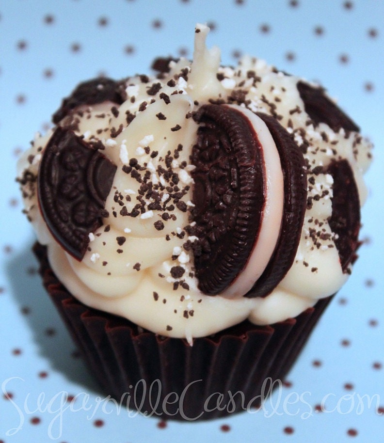 COOKIES N' CREAM Jumbo Cupcake Candle