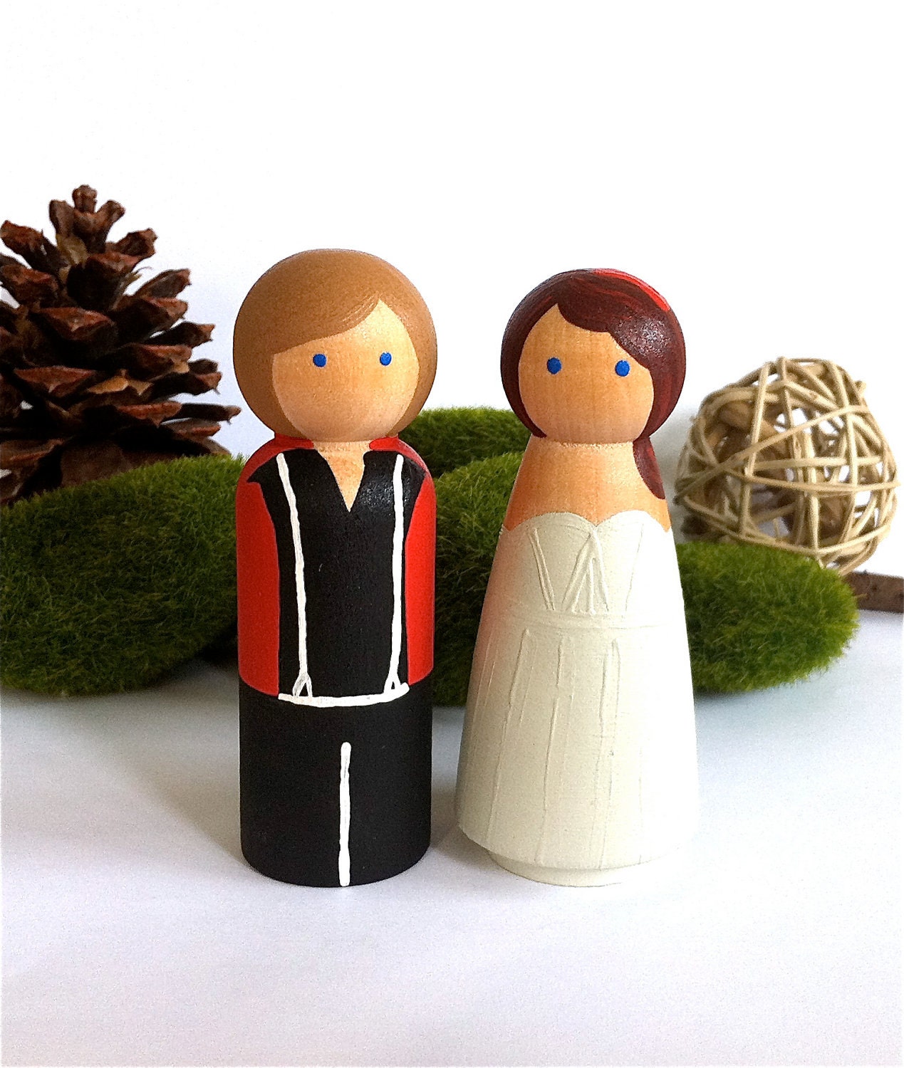 Cake Toppers Wood Peg Dolls Wedding Cake Toppers Custom Bride and Groom Peggies Hand Painted Decor Keepsake Personalized Bride To Be Cute