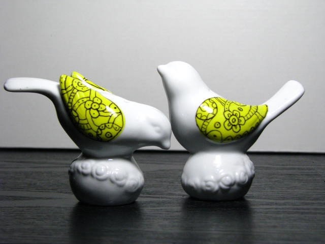 Salt and Pepper Shakers Porcelain Birds Wedding Cake Topper Yellow