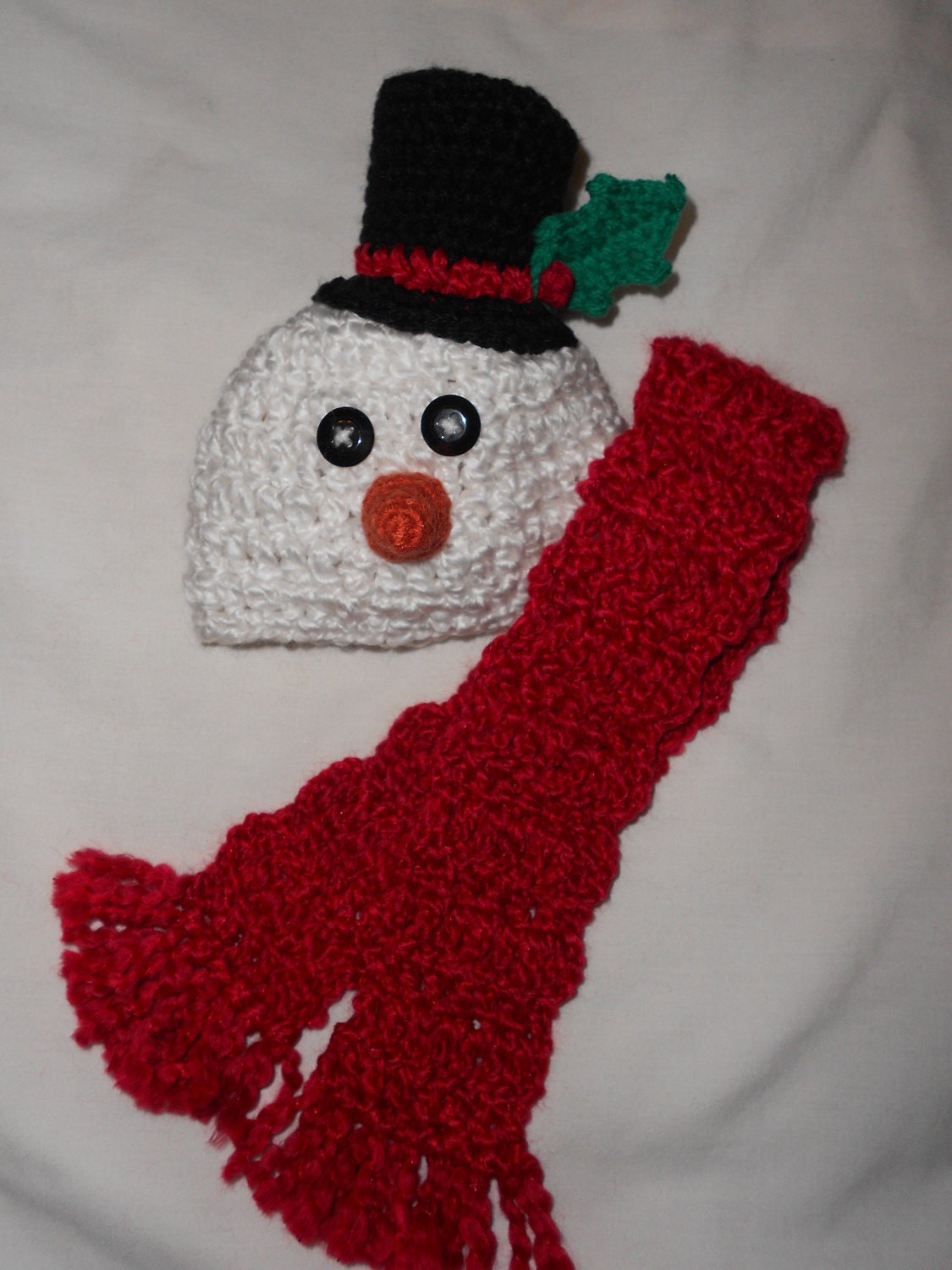 Crochet Newborn, 0-3M, 3-6M Baby Boy/Girl Frosty The Snowman Scarf and Hat Beanie Set, Custom Made Christmas Holiday Photo Photography Prop