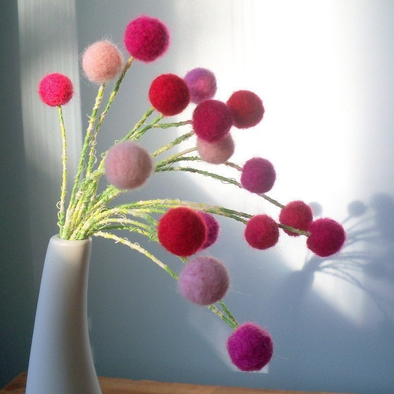 Pink felt flowers. Baby Girl nursery decor.Amaranth. Pink and red bouquet. Pink wool pompom flowers.Needlefelt ball. - berryisland