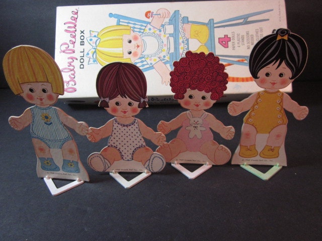 vintage 1968 whitman uneeda doll co. baby peewee, 4 paper dolls w/clothes