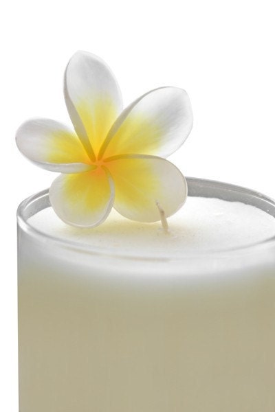 Frangipani Organic Soy jar candle - 50hr burn