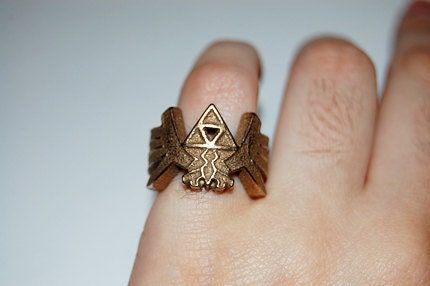 The Legend of Zelda Triforce Ring - PREORDER