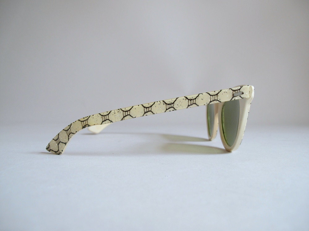 Vintage 1940s 50s Cool-Ray Polaroid Confetti Sunglasses