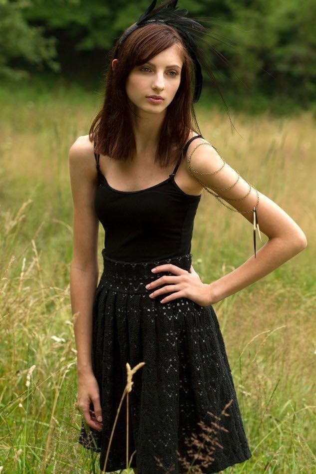 Shoulder chain with feathers - bohemian body jewelry statement piece