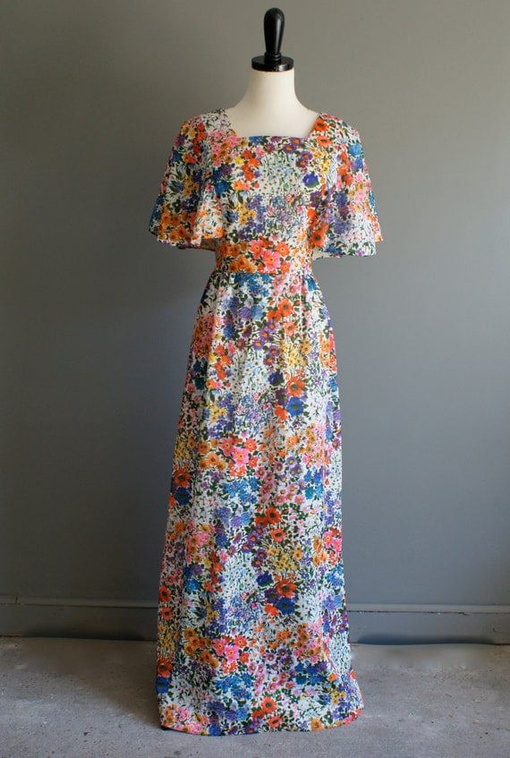 vintage 70s Hippie Boho Maxi Floral butterfly sleeve Dress (m-l)